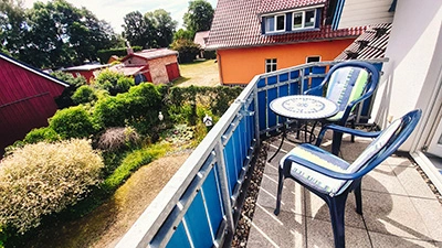 Südlich gelegener Balkon Südlich gelegener Balkon